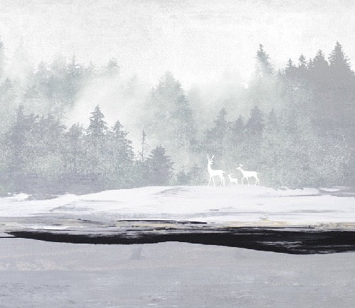 Carta da parati con foresta nebbiosa e cervi