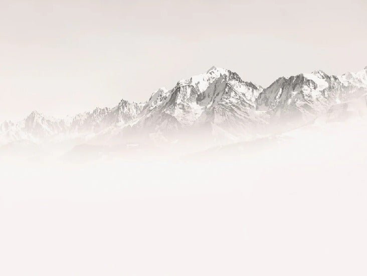 Carta da parati del Monte Bianco, mattina nebbiosa