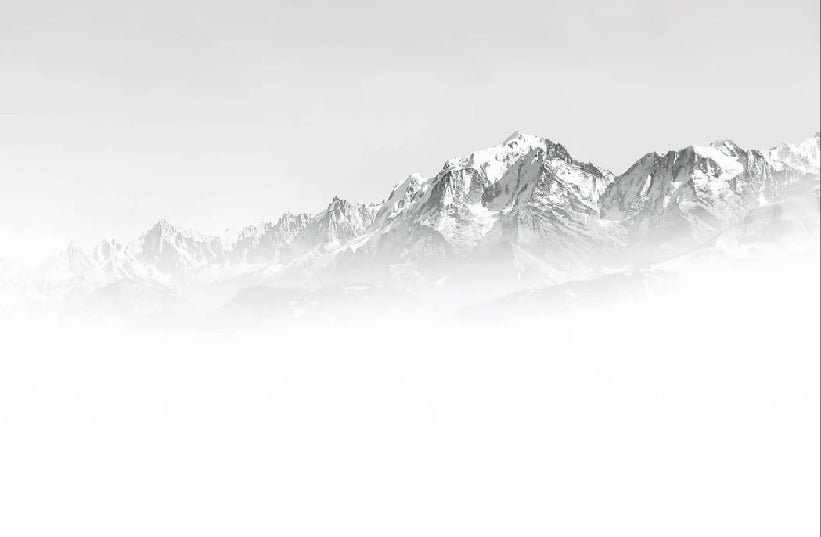 Il Monte Bianco nella nebbia carta da parati in bianco e nero