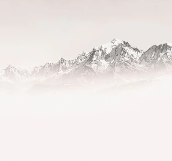 Carta da parati del Monte Bianco, mattina nebbiosa