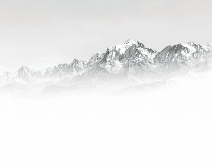 Il Monte Bianco nella nebbia carta da parati in bianco e nero