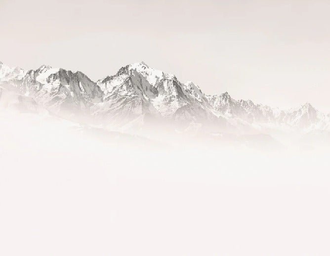 Carta da parati del Monte Bianco, mattina nebbiosa