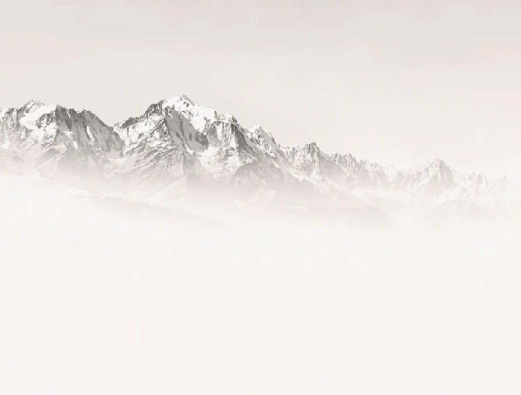 Carta da parati del Monte Bianco, mattina nebbiosa