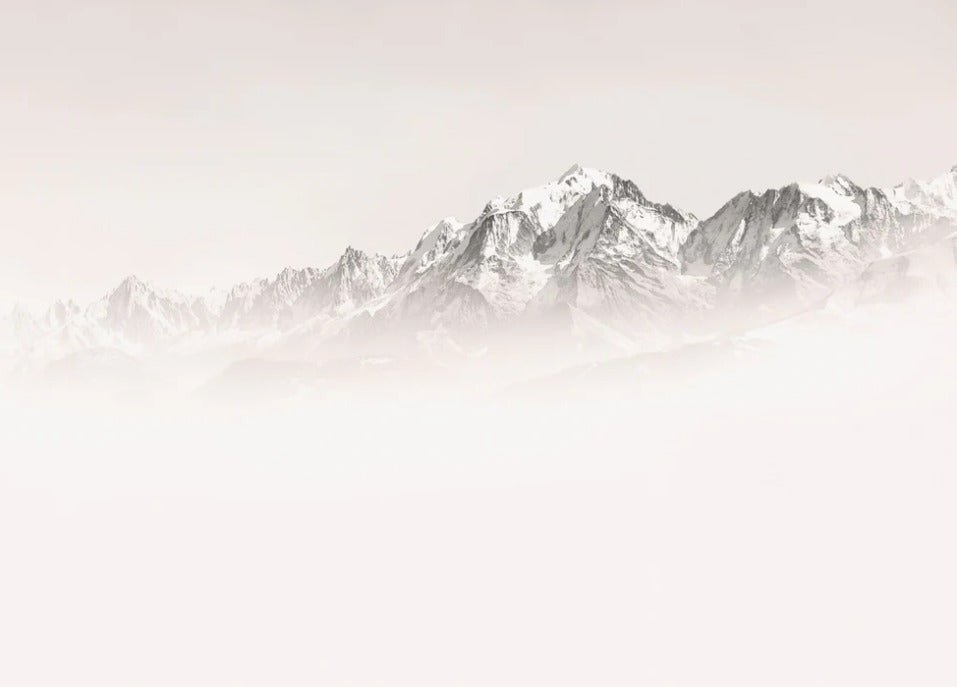 Carta da parati del Monte Bianco, mattina nebbiosa