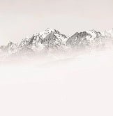 Carta da parati del Monte Bianco, mattina nebbiosa