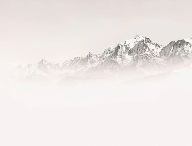 Carta da parati del Monte Bianco, mattina nebbiosa