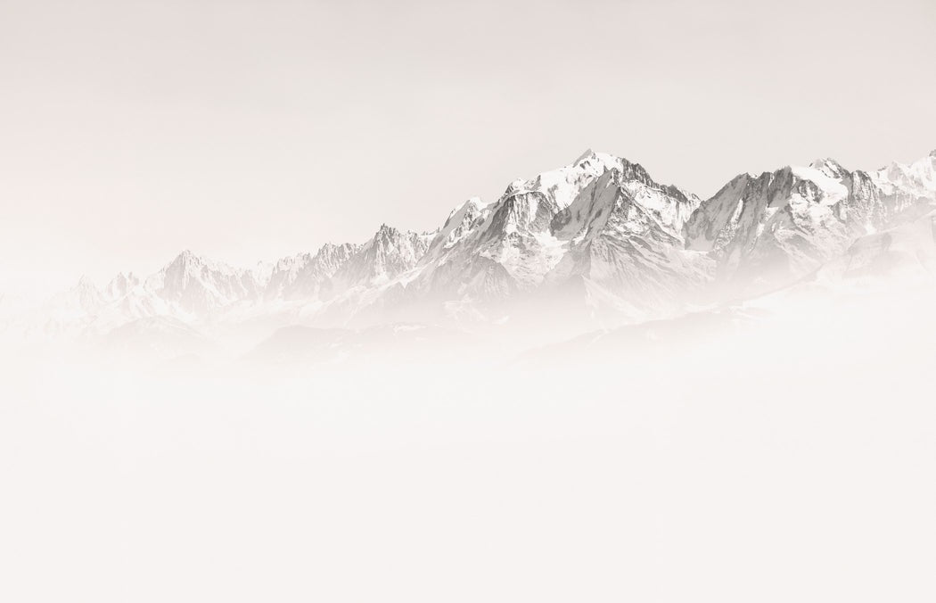 Carta da parati del Monte Bianco, mattina nebbiosa