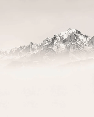 Papier peint Mont Blanc dans la brume sépia