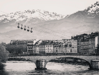 Papier peint Grenoble Bastille noir et blanc