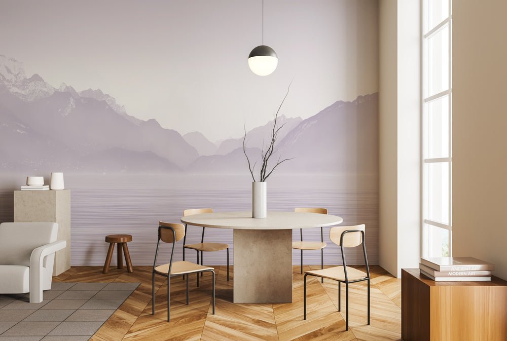 Papier peint Annecy et son lac paisible violet, mural concept, tendance